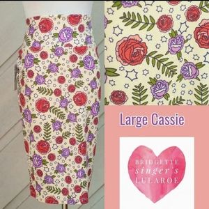 Cassie pencil skirt